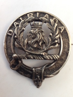 An older MacLaren clansman's badge