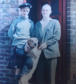 Peter Lawrie in kilt with John at 48 Dalbeattie St in 1969